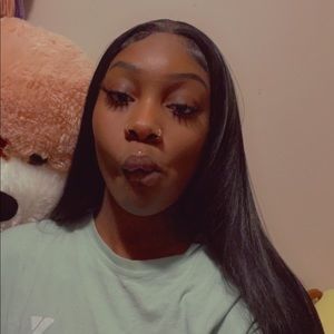 Meet your Posher, Abigail